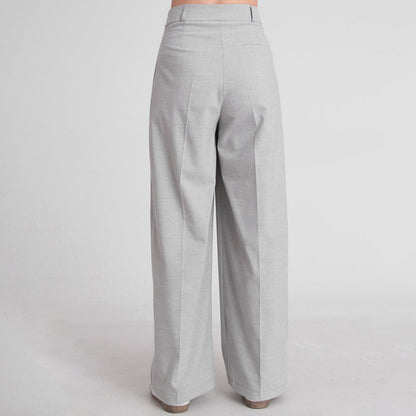 بنطلون نسائي عريض بكسرات