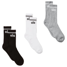 جوارب نسائية بتصميم كلاسيكي،