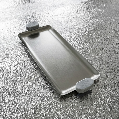 صينية تقديم بلمسة رخامية