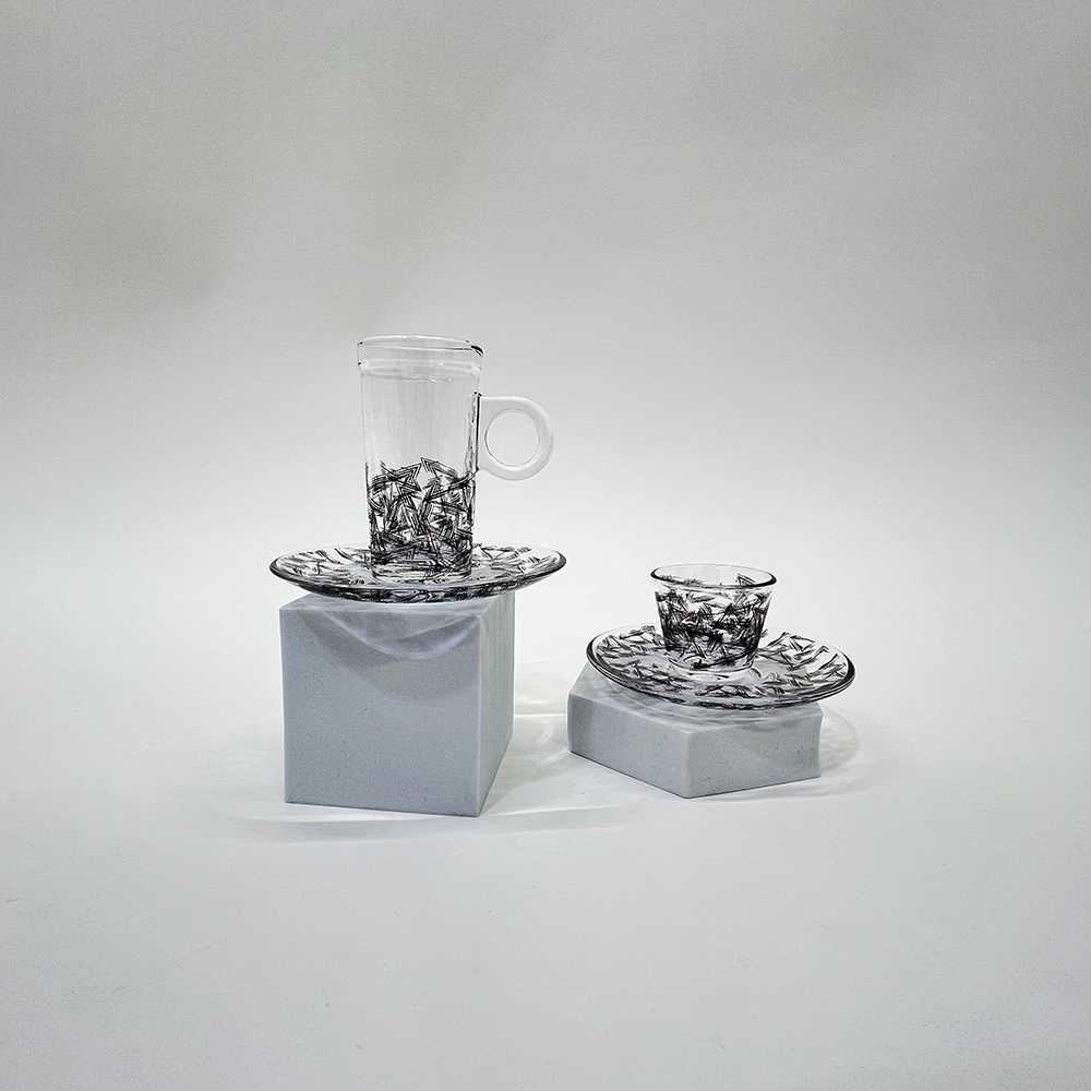 طقم استكانة وفنجان 18قطعة