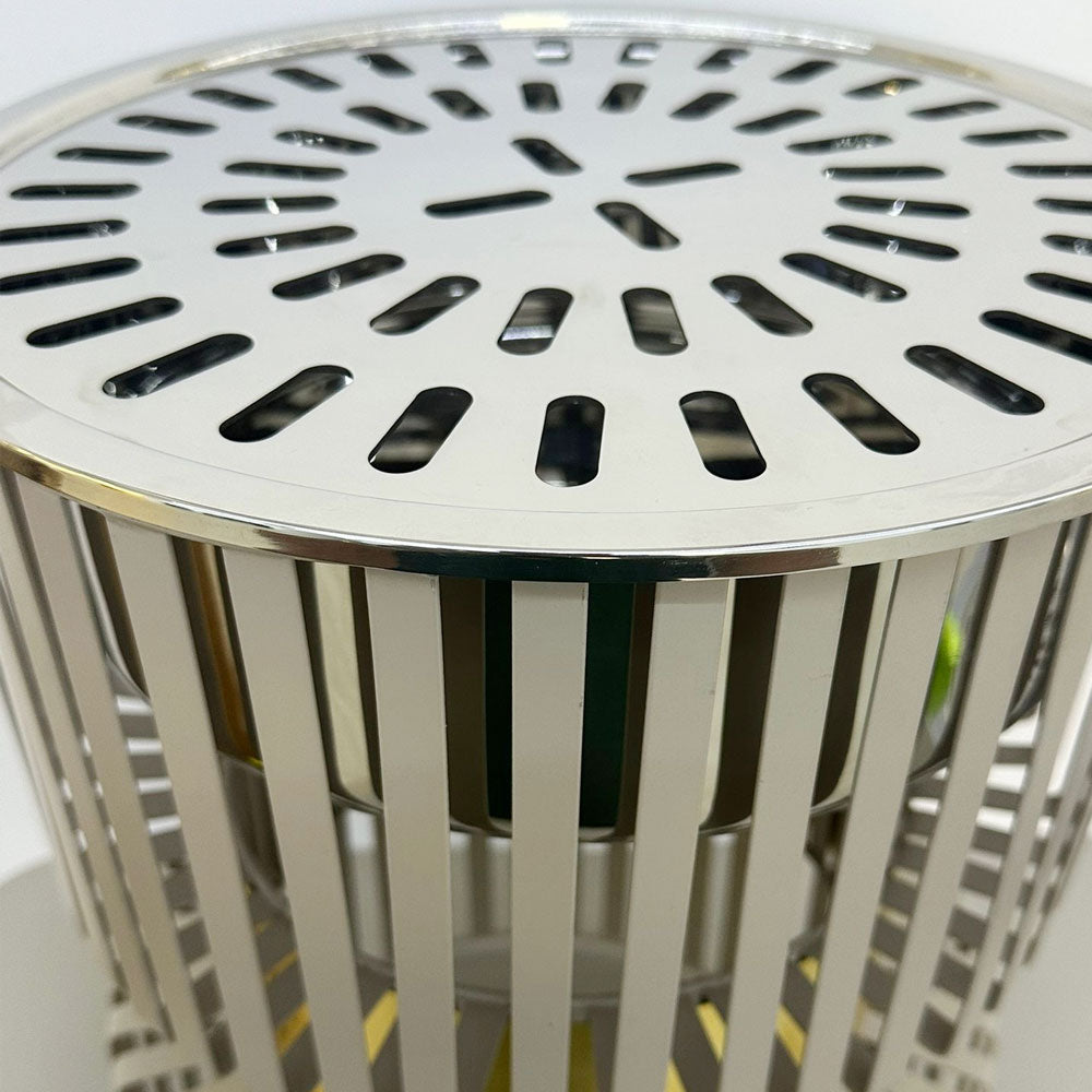 دوة و شواية معدنية بإطار ذهبي