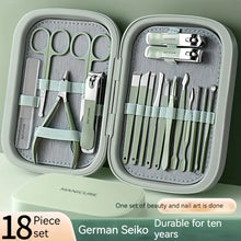 مجموعة العناية الشخصية 18 قطعة – طقم متكامل عالي الجودة للعناية بالأظافر والبشرة