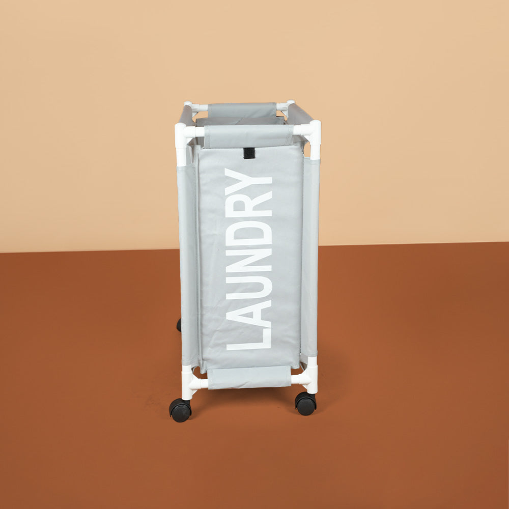 سلة غسيل بعجلات وغطاء