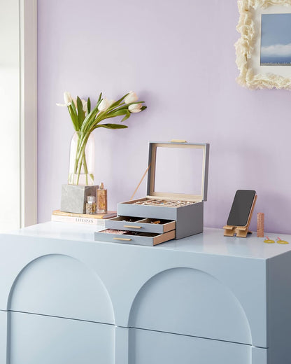 صندوق مجوهرات مع غطاء زجاجي