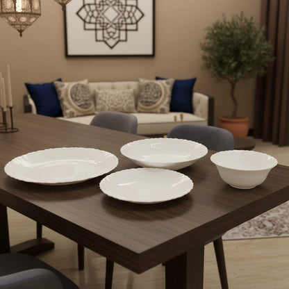 طقم سفرة من 24 قطعة