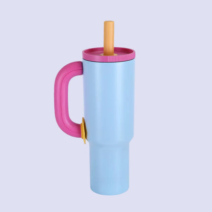 كوب بمقبض مرن