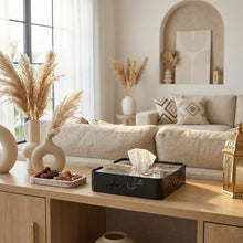 علبة كلينكس (هني وعافية) تصميم أنيق ولمسة فاخرة