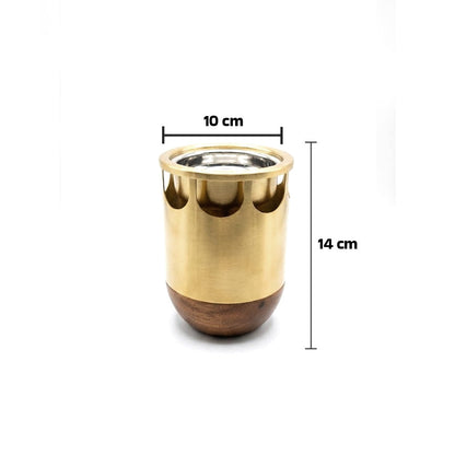 مبخرة عود بقاعدة خشبية