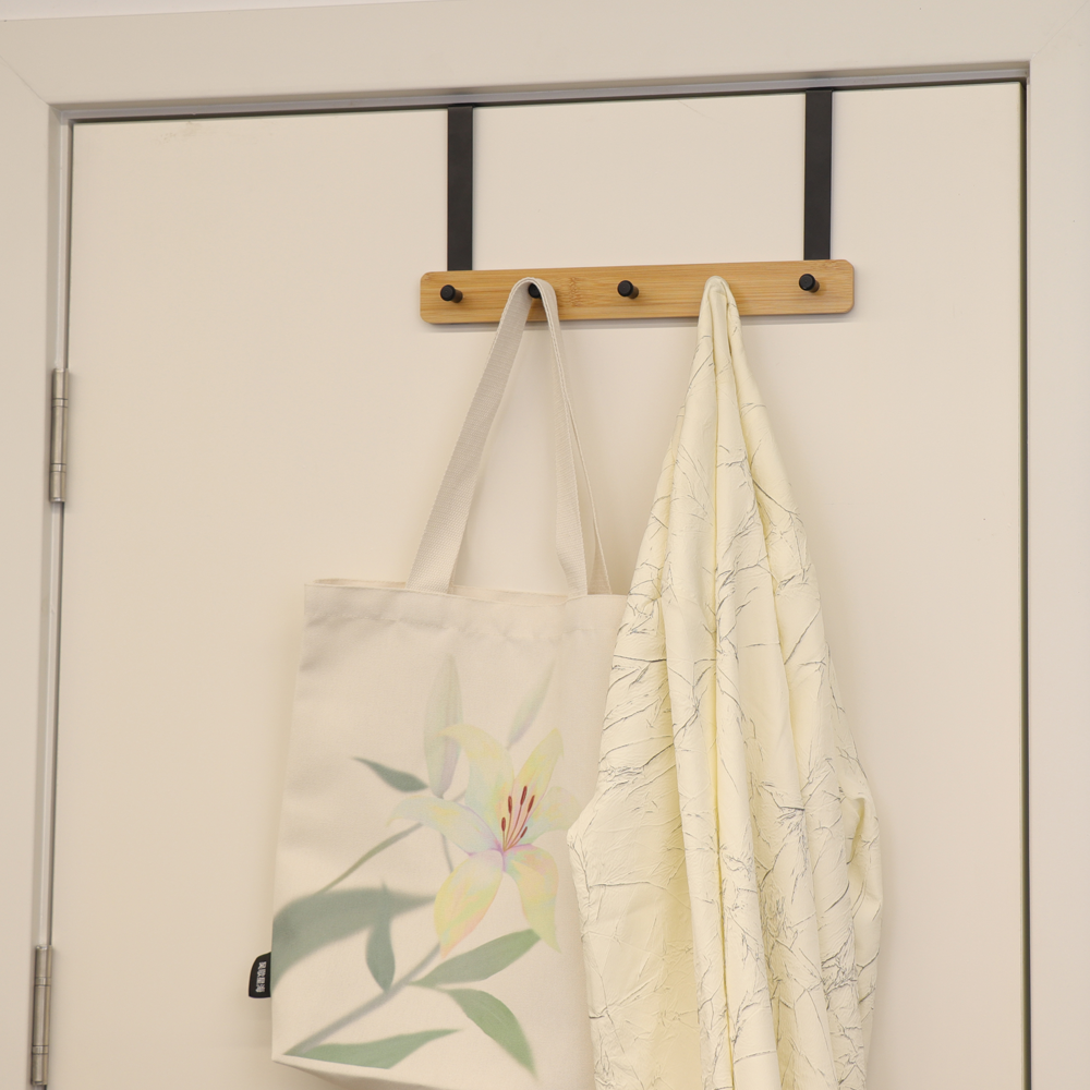 علاقة باب خشبية من الخيزران والمعدن