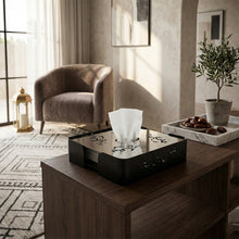 علبة كلينكس (هني وعافية) تصميم أنيق ولمسة فاخرة