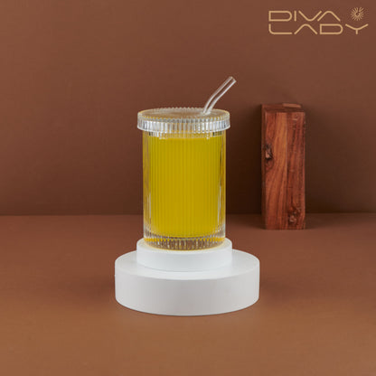 كوب زجاج بغطاء