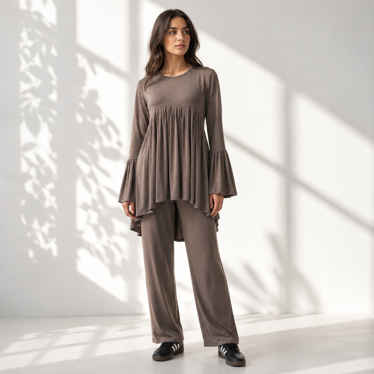 بدلة نسائي