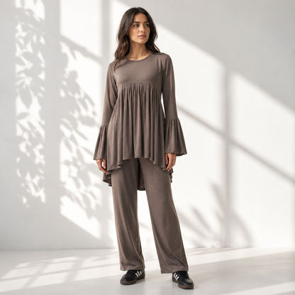 بدلة نسائي