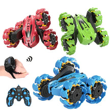 سيارة حيلة زاحفة بعجلات متفجرة