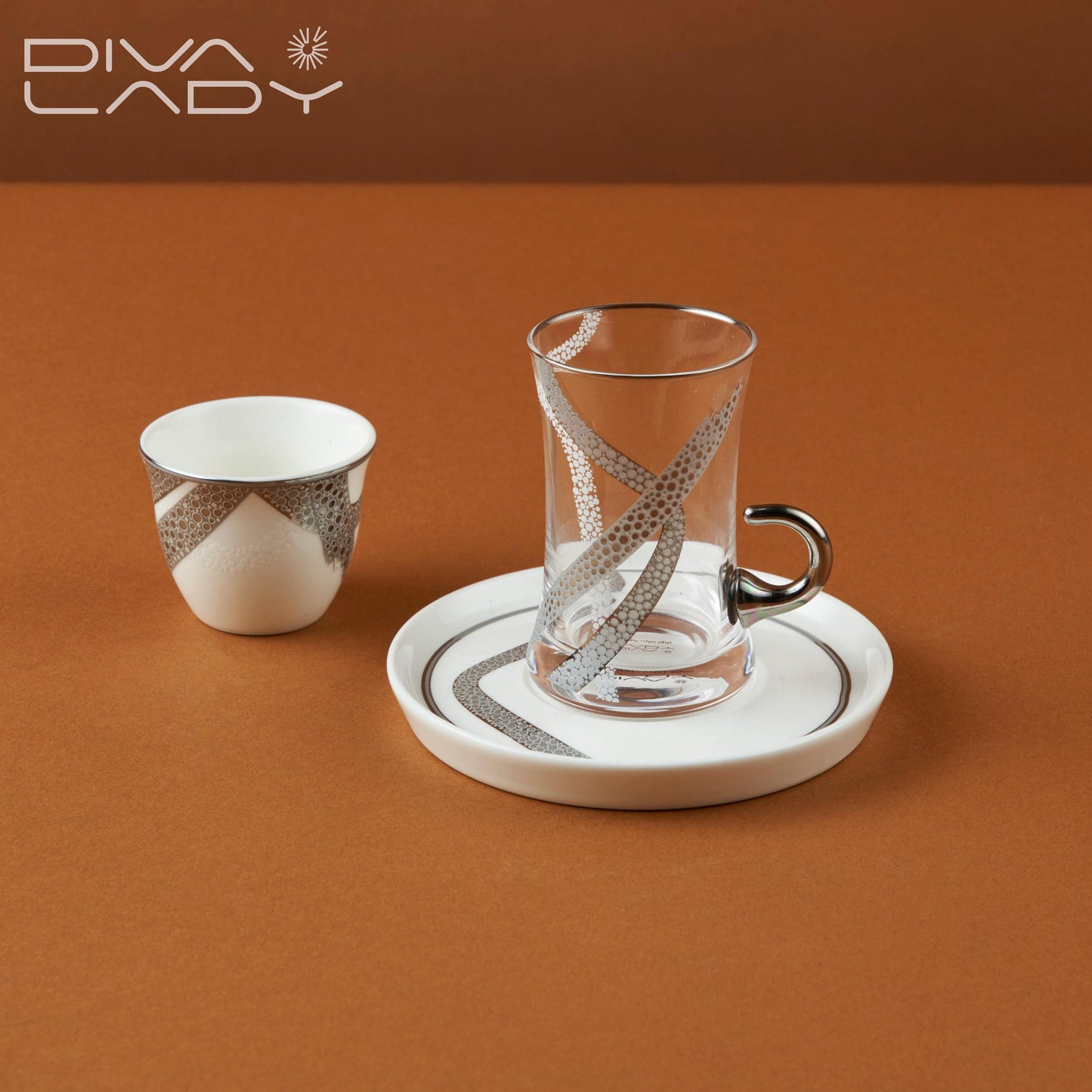 طقم استكانه وفنجان بعرق فضي