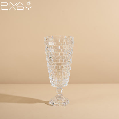 فازة كريستال بلمسات مزخرفة