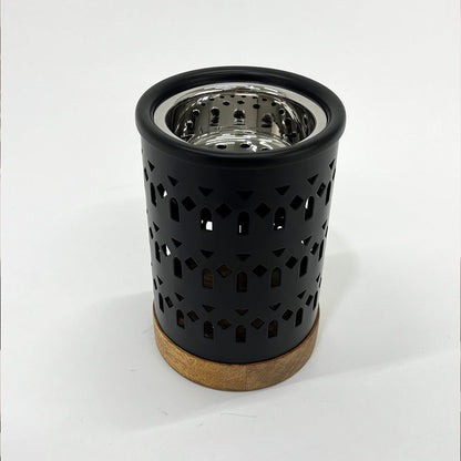 مبخر معدني بقاعدة خشبية