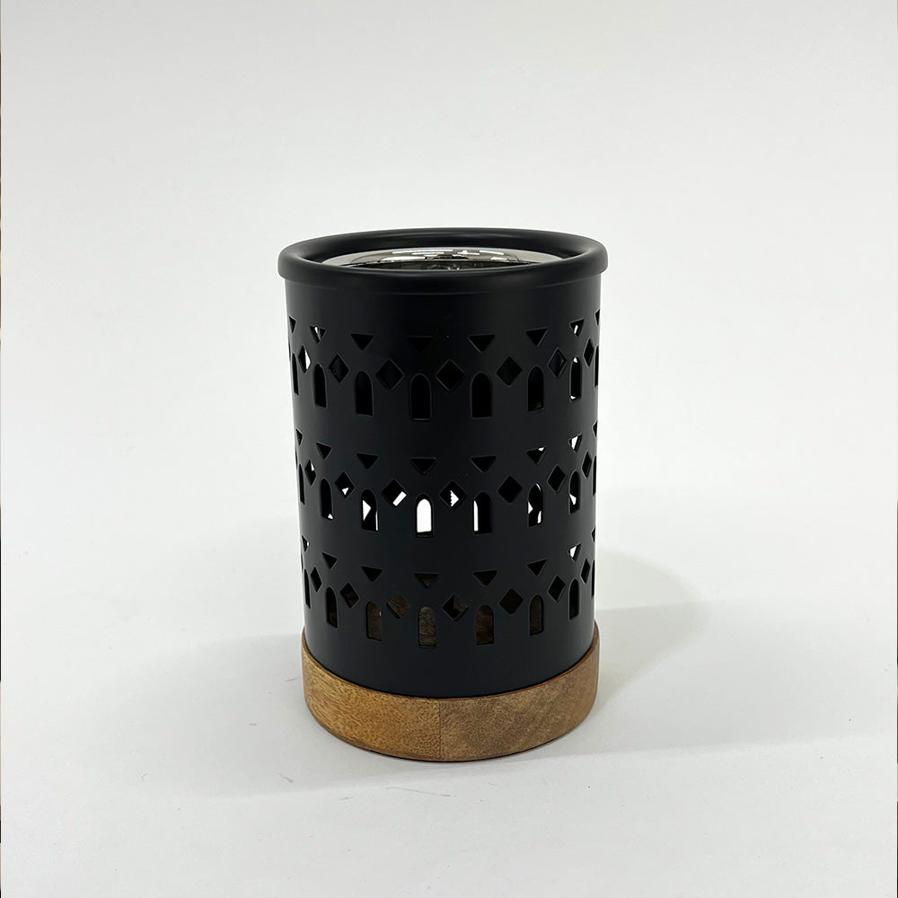 مبخر معدني بقاعدة خشبية