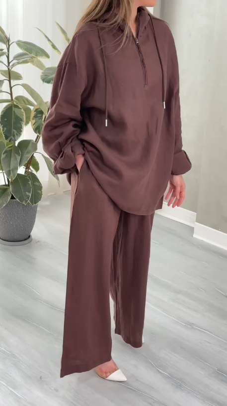 بدلة نسائي
