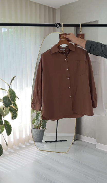 قميص نسائي مع ازرار