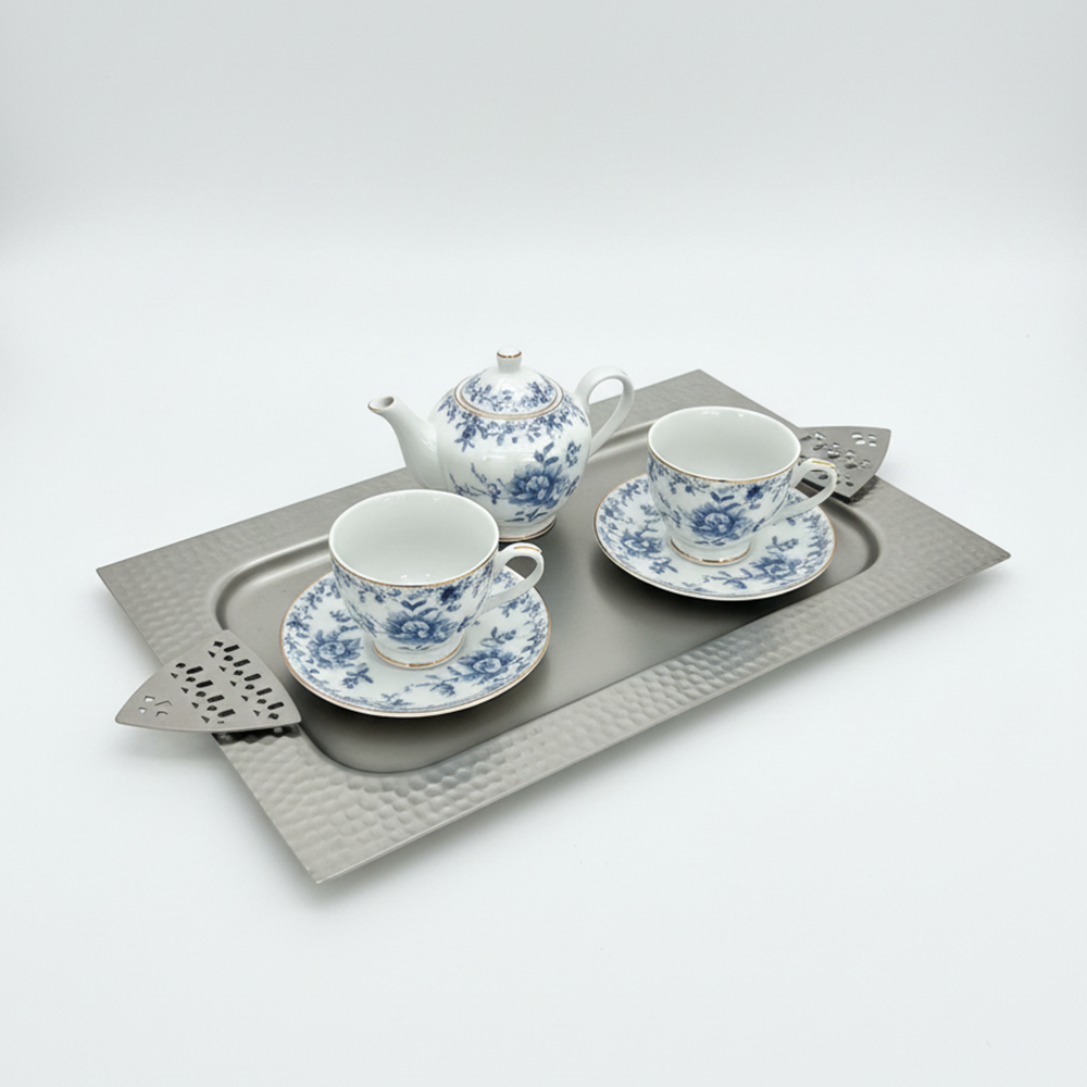 صينية معدنية فاخرة بنقوش هندسية