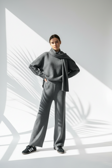 بدلة نسائي اسكارف