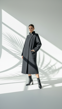 جاكيت جوخ نسائي مغلق بشكل جانبي