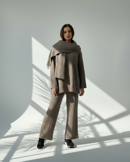 بدلة نسائي سكارف