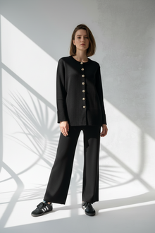 بدلة نسائي ازرار