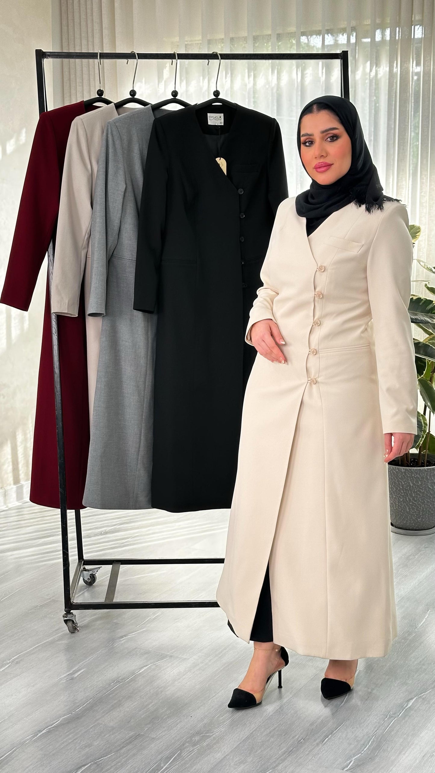 جاكيت نسائي ازرار جانبية