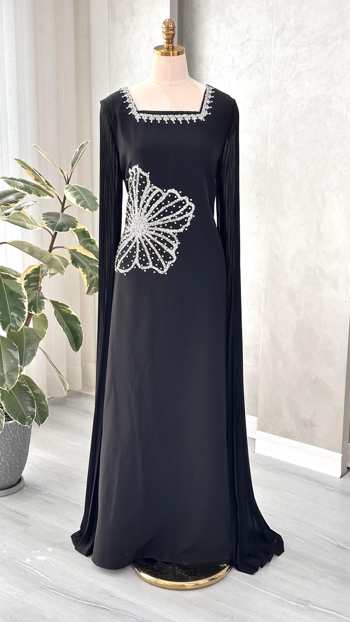 فستان نسائي منقوش