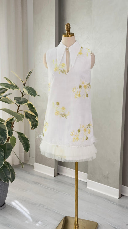 فستان نسائي