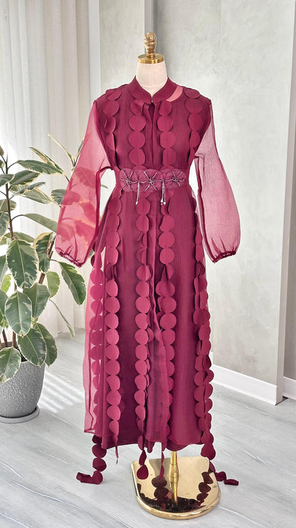 فستان نسائي