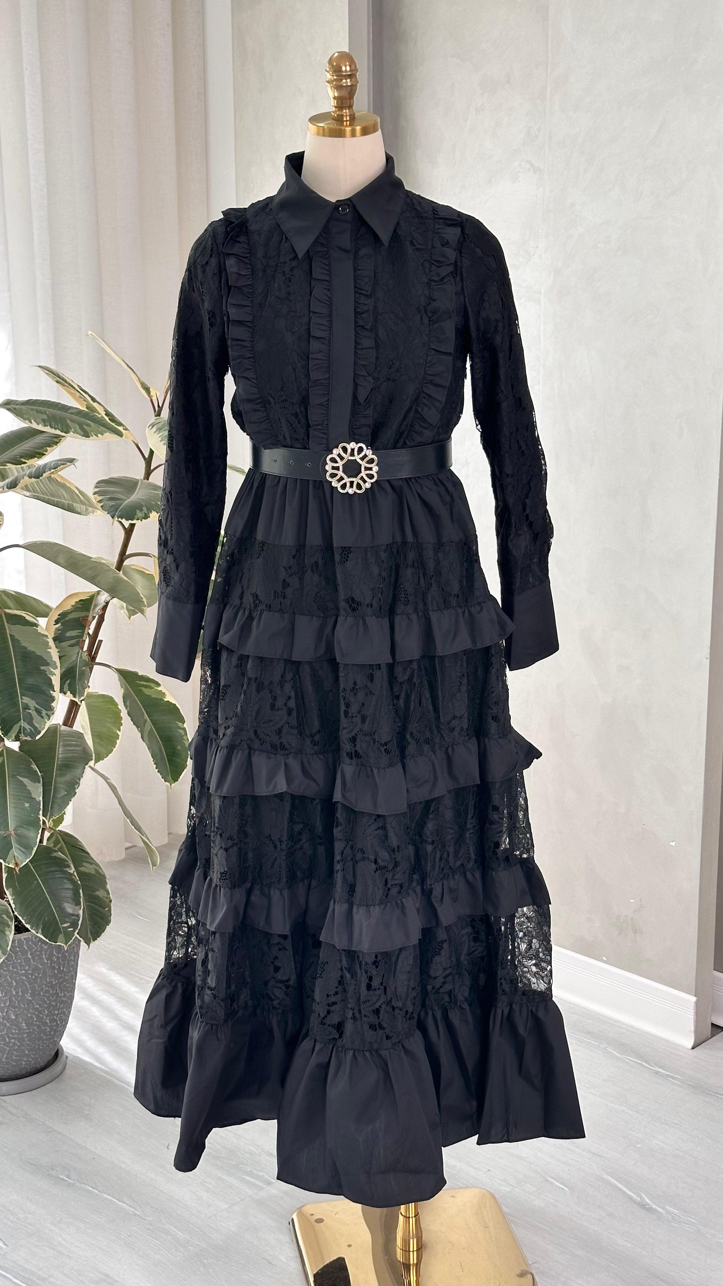 فستان نسائي