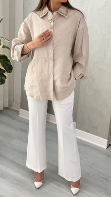 قميص لينن بياقة مطرزة