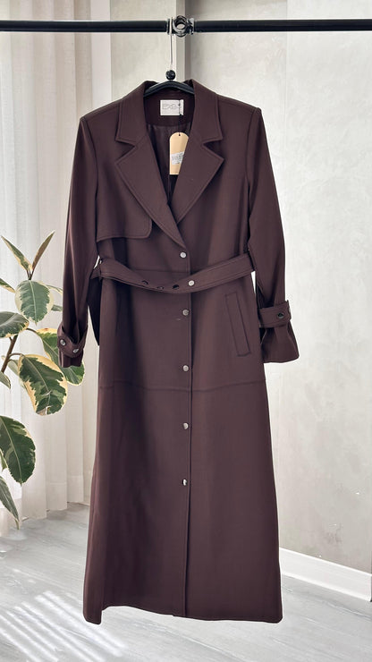 معطف نسائي طويل