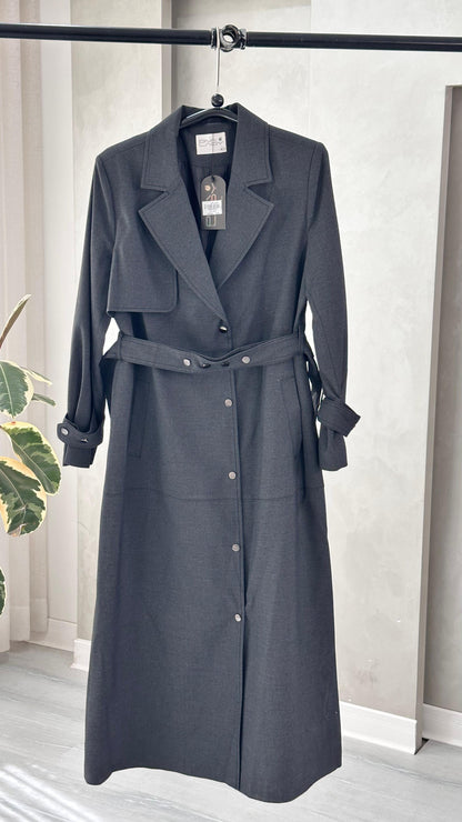 معطف نسائي طويل