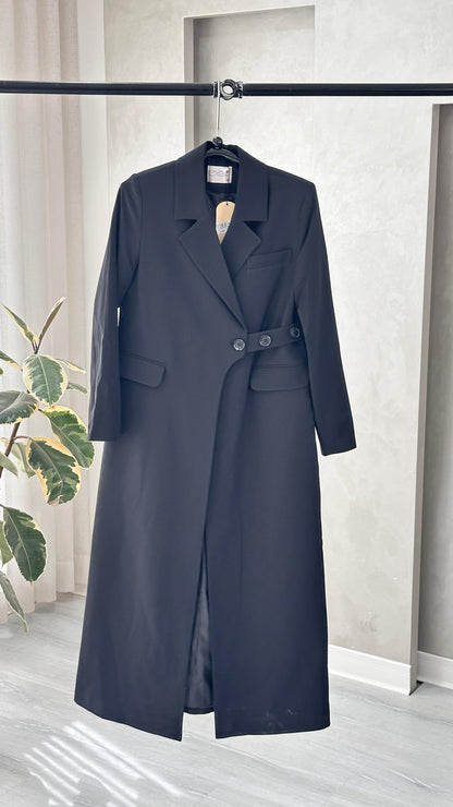 جاكيت حزام ع جنب ازرار