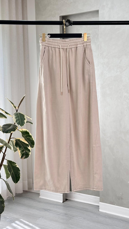 ببنطلون نسائ برباط