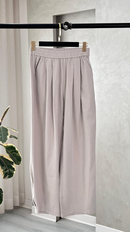 بنطلون مع حيب