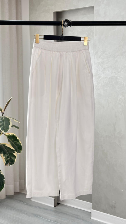 بنطلون مع حيب