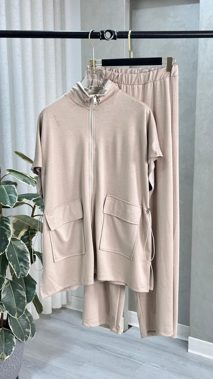 بدلة نسائي جاكيت واسع