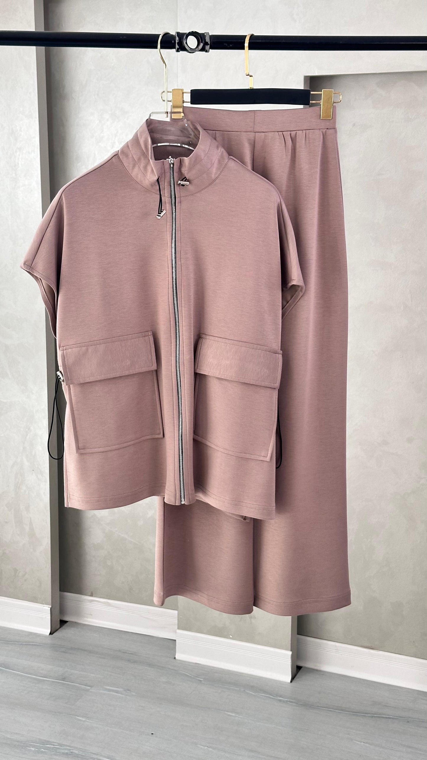 بدلة نسائي جاكيت واسع