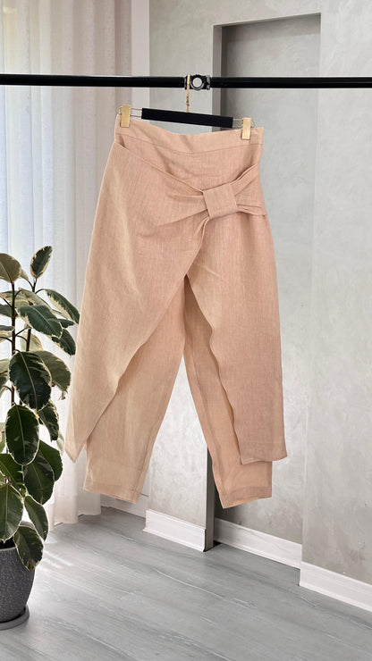 بنطلون نسائي