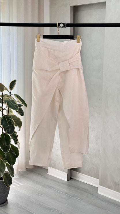 بنطلون نسائي