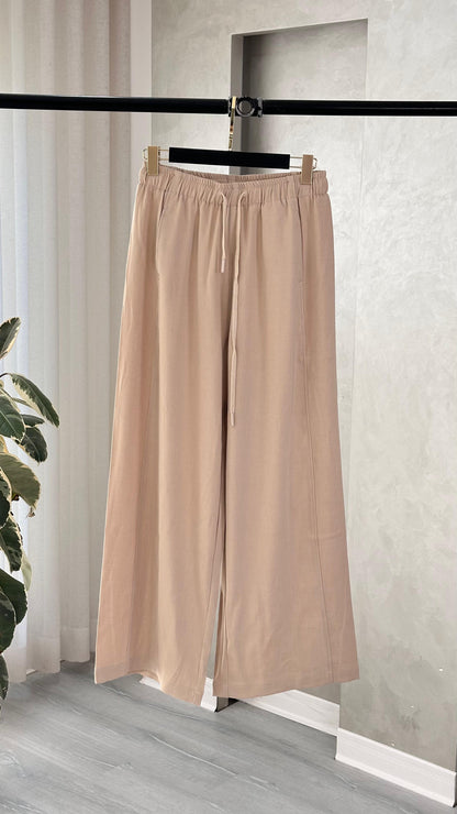 بنطلون نسائي