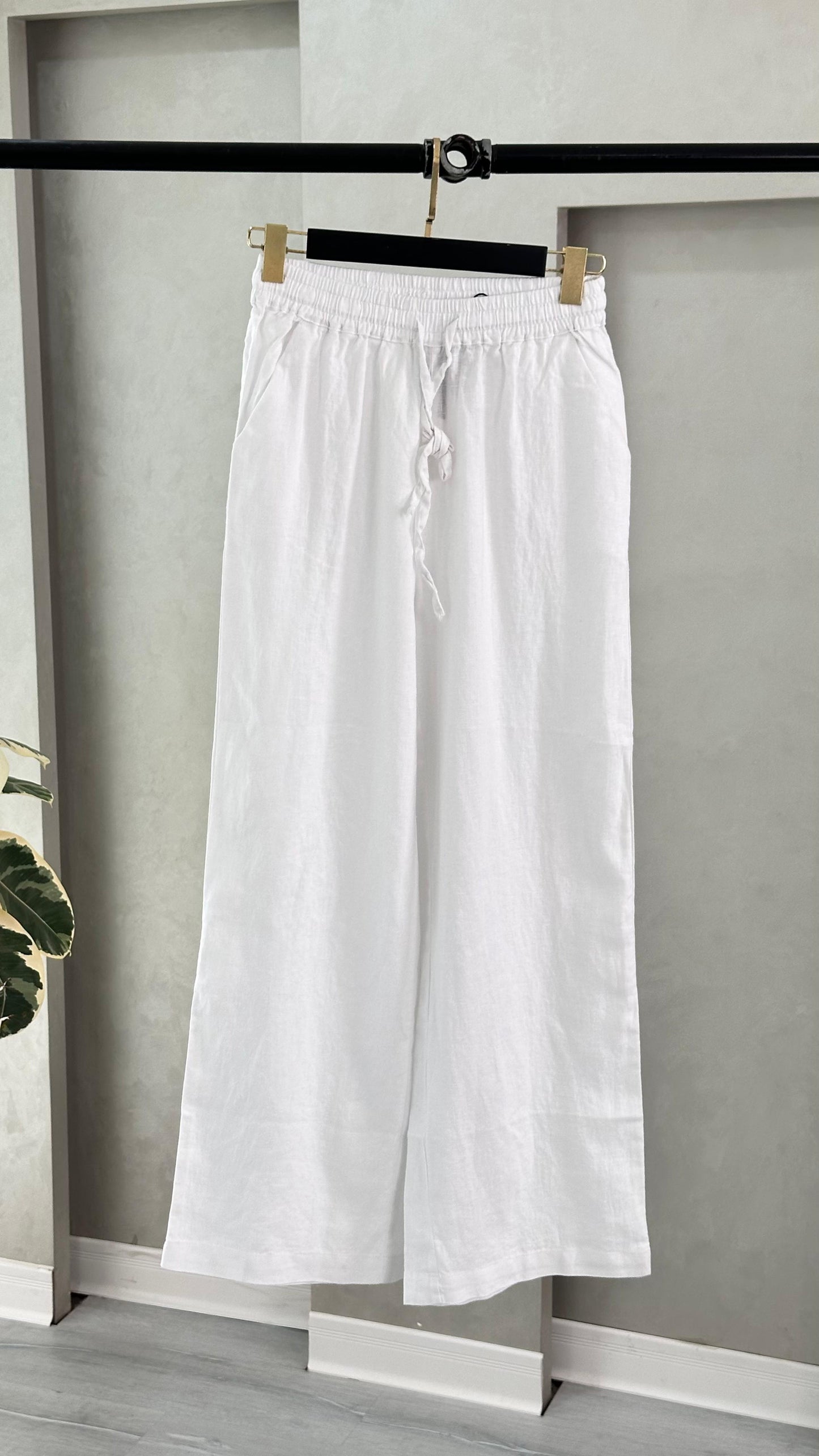 بنطلون نسائي