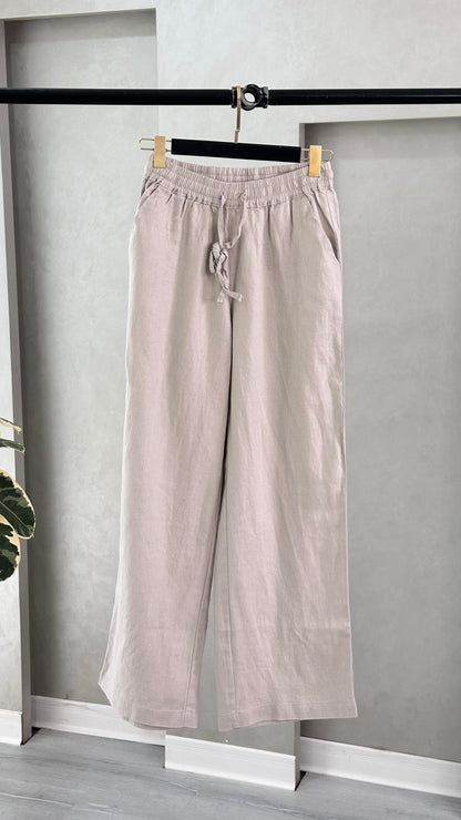 بنطلون نسائي