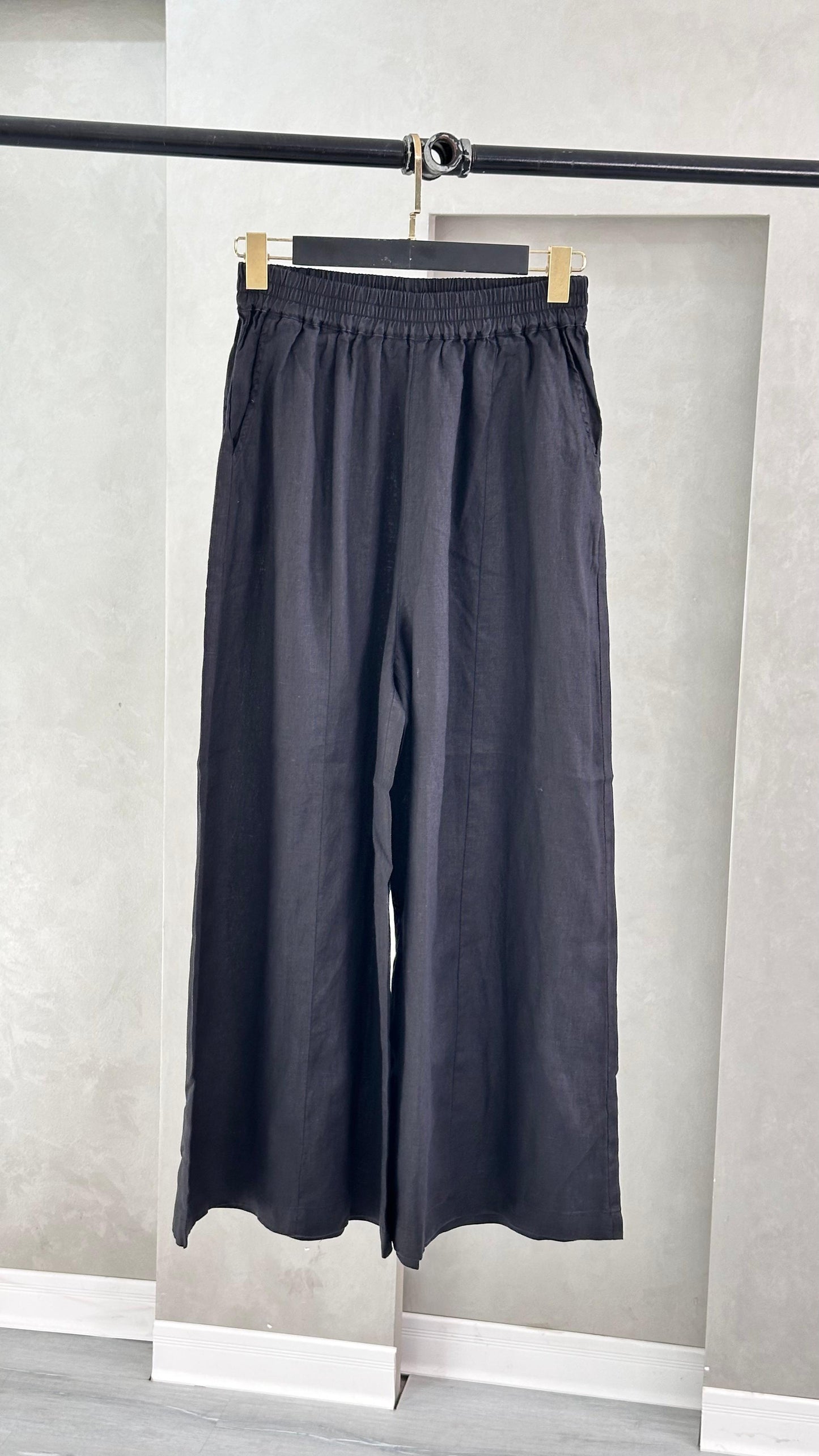 بنطلون نسائي