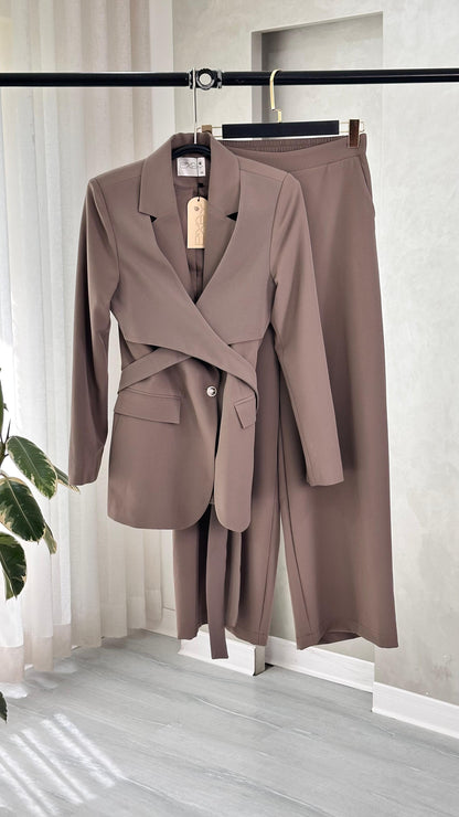 بدلة رسمي حزام لف